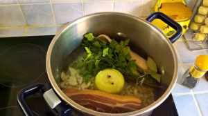 3.圧力鍋で白いんげん豆を煮る